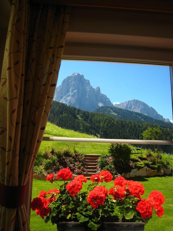 Apartments Antines Selva di Val Gardena Zewnętrze zdjęcie